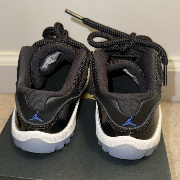 Jordan 11 Retro Toddler 🔥 - Picture 3 of 7